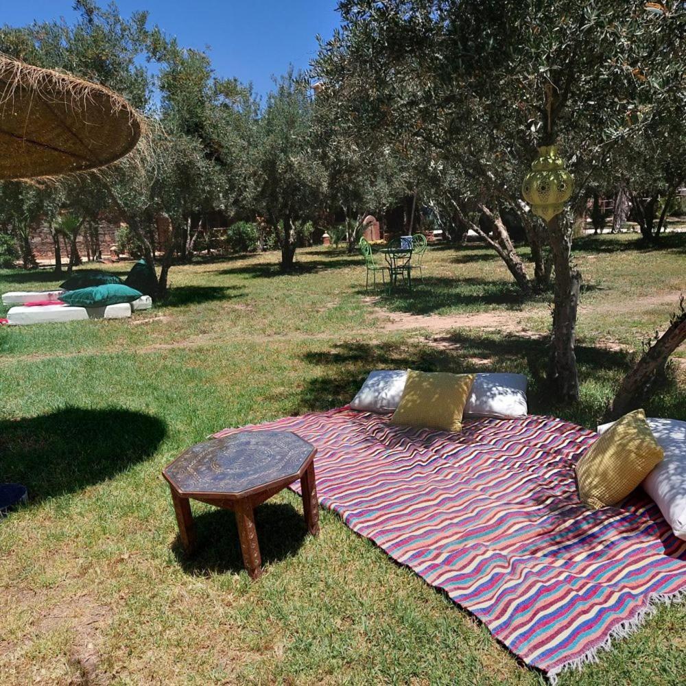 Manzal Lahbab, 2villas 2bungalows 2piscines Et Jardins Ouled Jelal