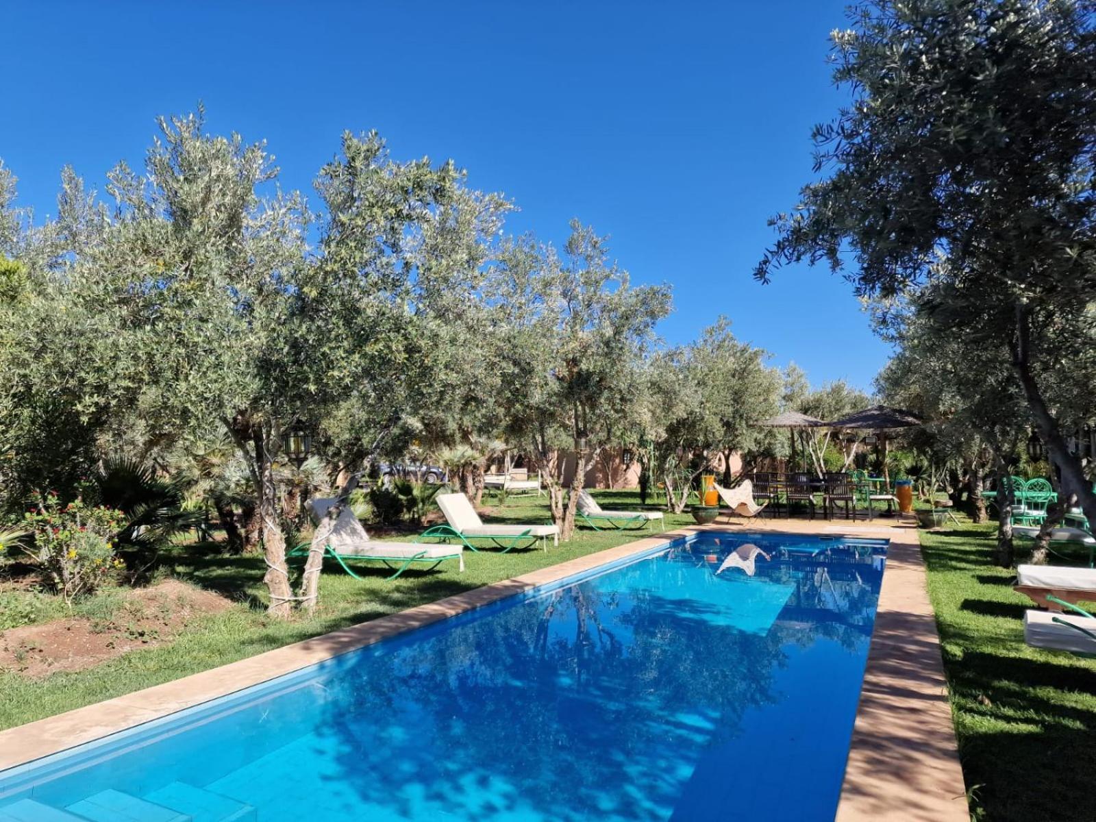Guest house Manzal Lahbab, 2villas 2bungalows 2piscines Et Jardins
