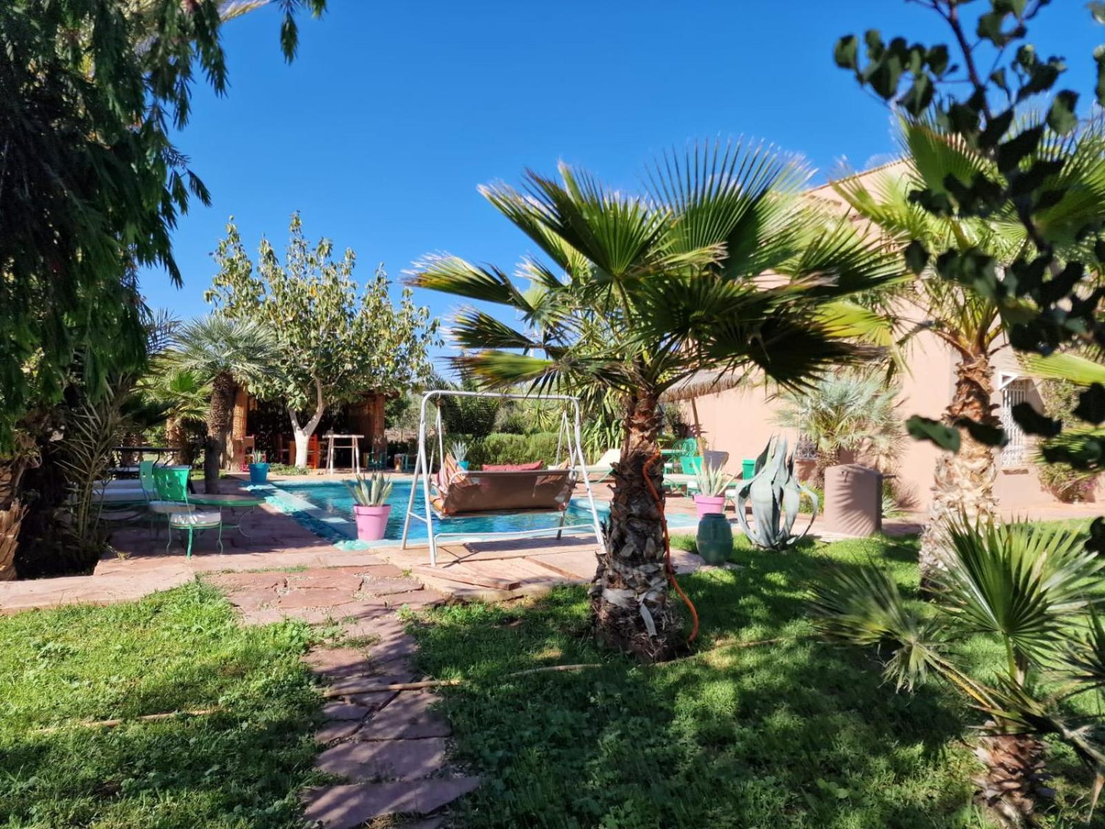 Manzal Lahbab, 2villas 2bungalows 2piscines Et Jardins Ouled Jelal