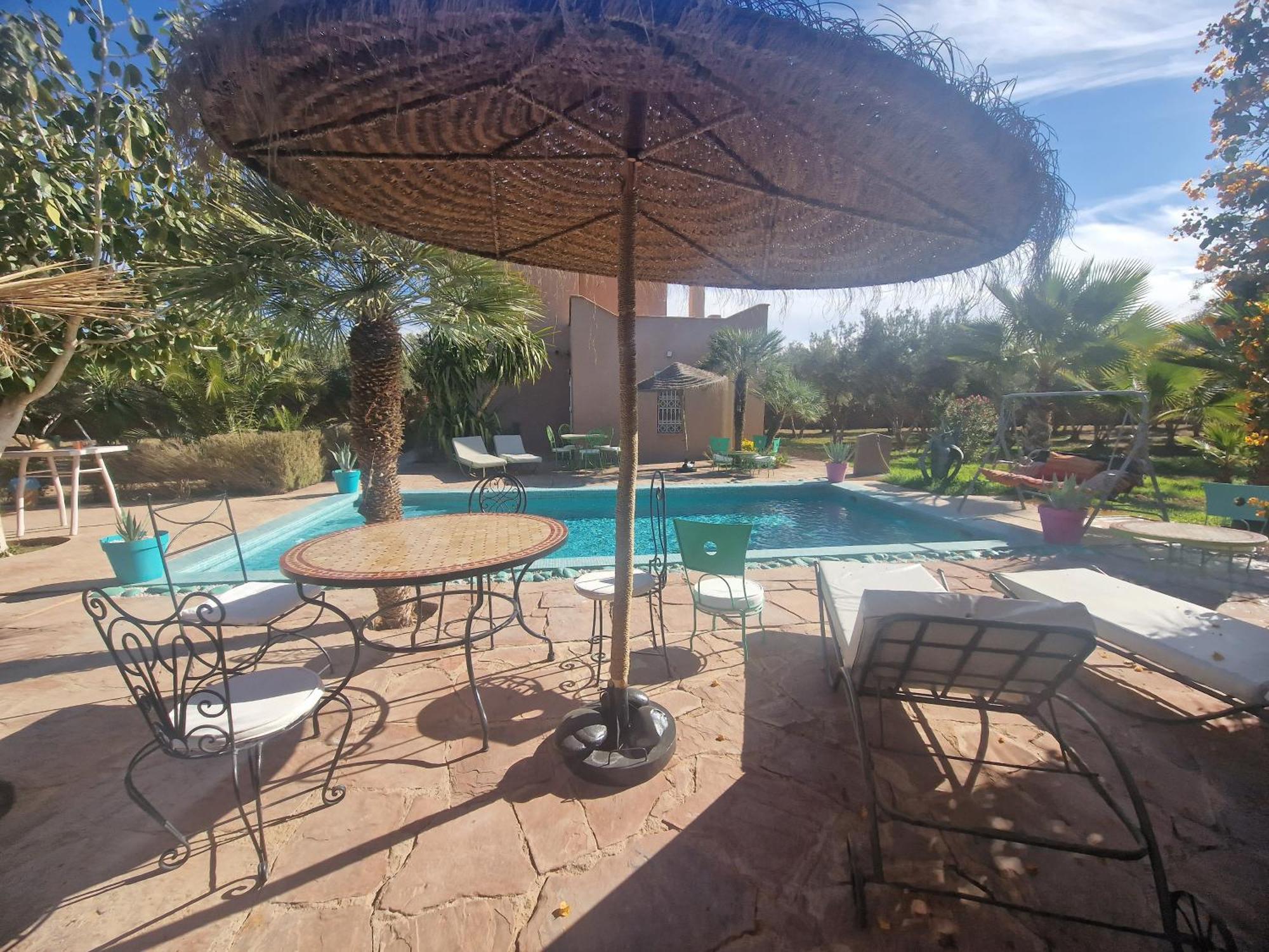 Manzal Lahbab, 2villas 2bungalows 2piscines Et Jardins Ouled Jelal